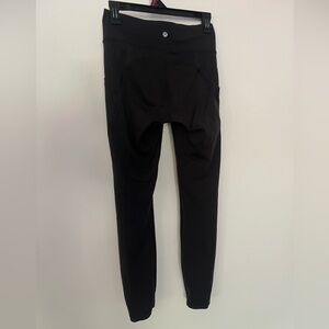 BLACK LULULEMON LEGGINGS💋 MID RISE DRAWSTRING💋GREAT CONDITION💋size 6